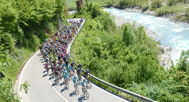 Giro2013 10 etape peloton