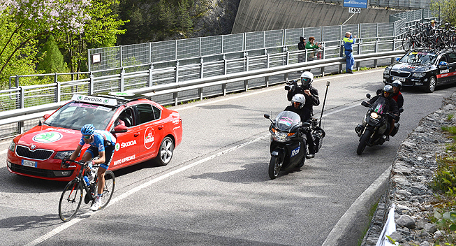 Giro2013 11 etape Ramunas Navardauskas angreb