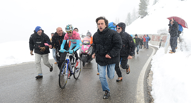 Giro2013 20 etape 2013 Vincenzo Nibali med tifosis 