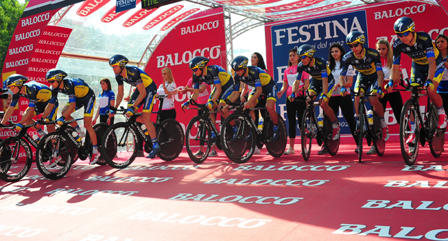 Giro2013 2 etape TTT Team Saxo - Tinkoff start