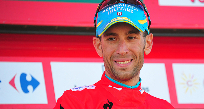 Vuelta 2013 2 etape Vincenzo Nibali podiet