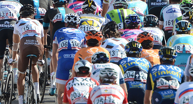 Vuelta 2013 4 etape peloton 