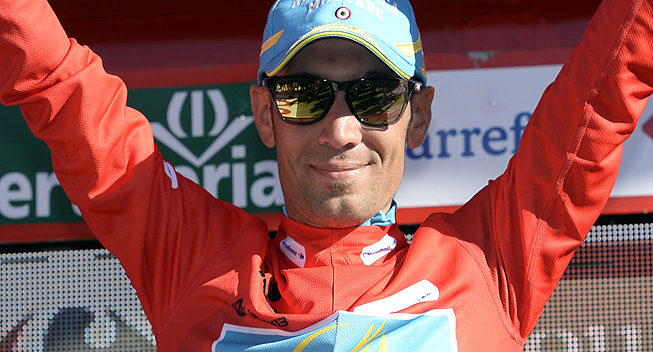 Vuelta 2013 11 etape Enkeltstart Vincenzo Nibali podiet med solbriller