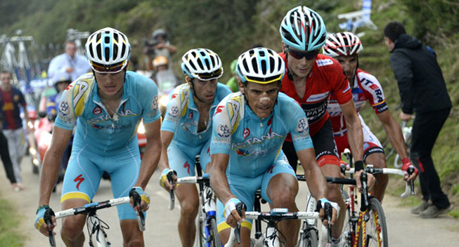 Vuelta 201 20 etape Astana Jakob Fuglsang Paolo Tiralongo og Vincenzo Nibali 
