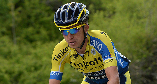 Photo: Petrov takes his first victory in Tinkoff-Saxo colours by emerging as the strongest from an 11-rider breakaway; Kennaugh finishes third and extends his overall lead. 