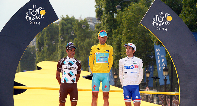 Tdf 2014 21 etape Jean Christophe Peraud Vincenzo Nibali Thibau Pinot podiet