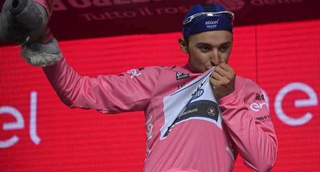Giro 2016 8 etape Gianluca Brambilla podiet pink kys til trojen