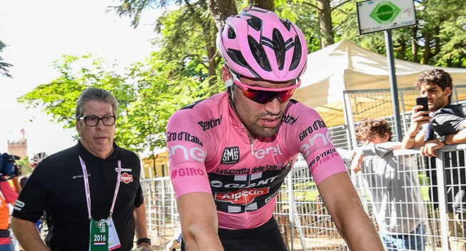 Giro dItalia 2016 8 etape Tom Dumoulin efter etapen