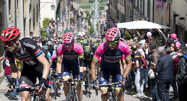 Giro dItalia 2016 8 etape feltet opad