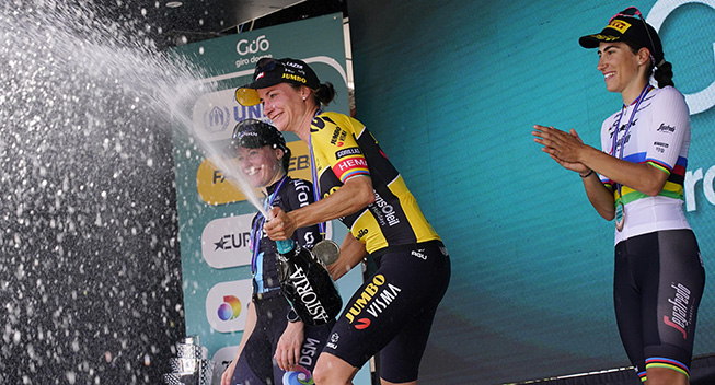 Norsgaard rammer fronten for tidligt og misser topplacering i hollandsk Giro-sejr